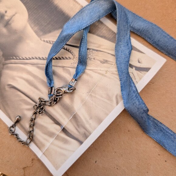 Vintage 1990's Blue Ribbon Choker Necklace with Star Pendant - Picture 5 of 12